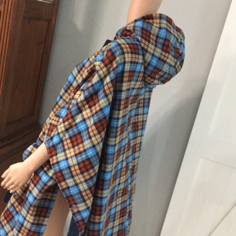 West cal 45 reversible hooded poncho. Durable. Warm cape